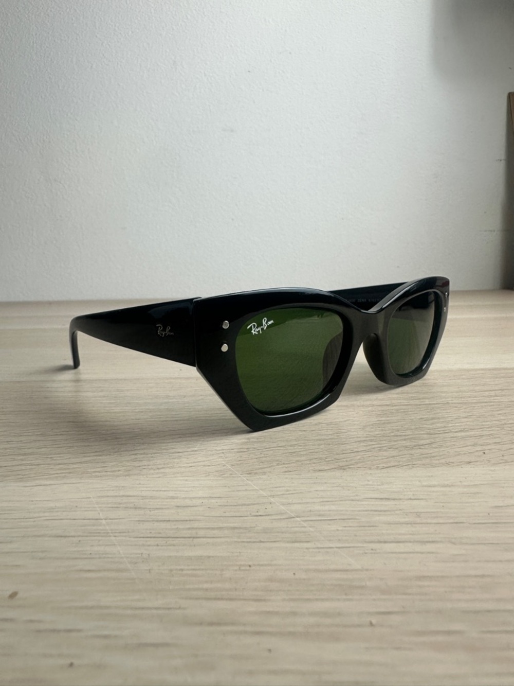 Ray-Ban RB4430 Zena Black/Green Sunglasses
